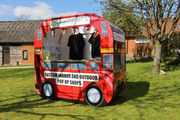 Pop up retail pod