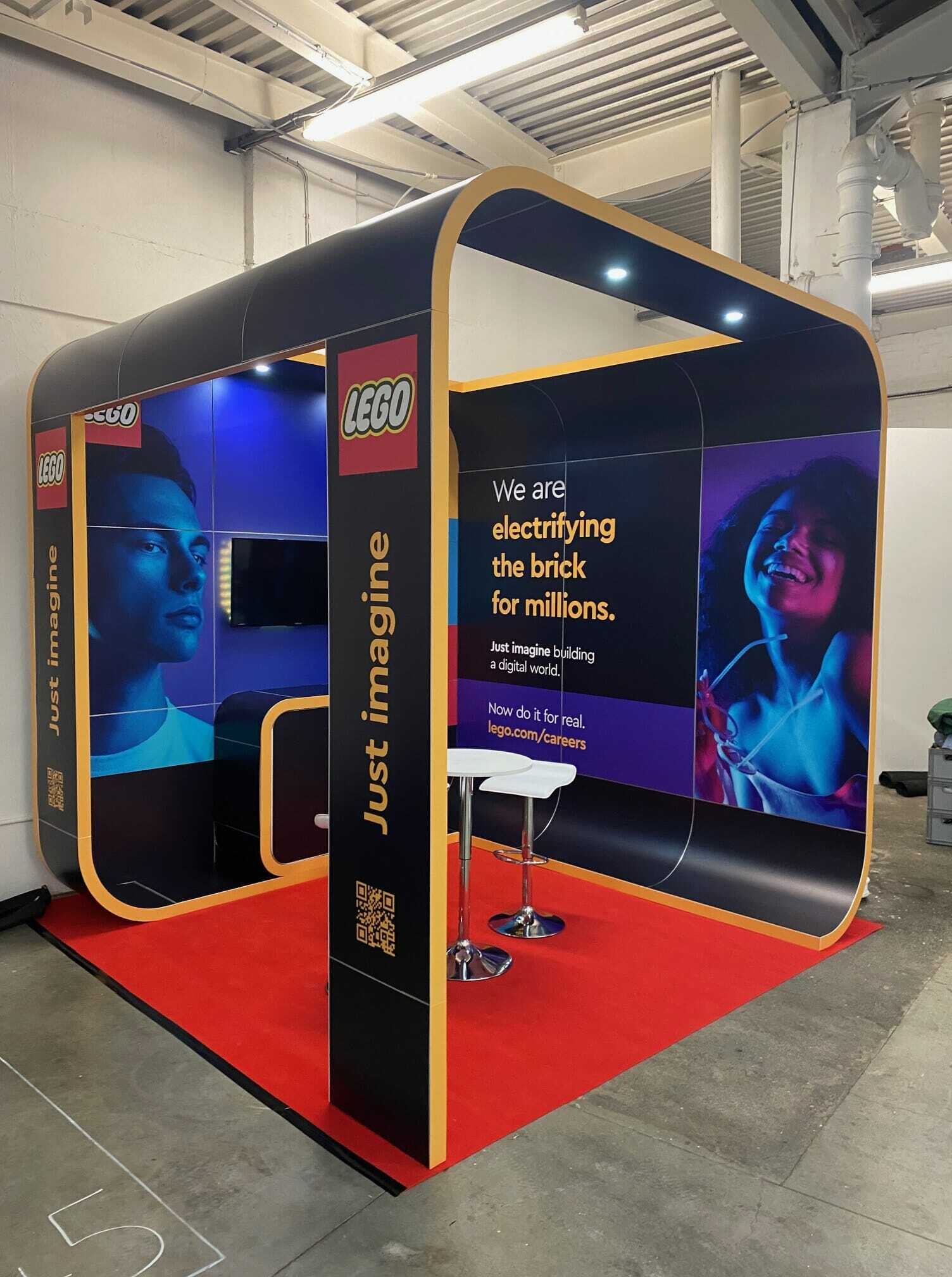 exhibition stand graphics